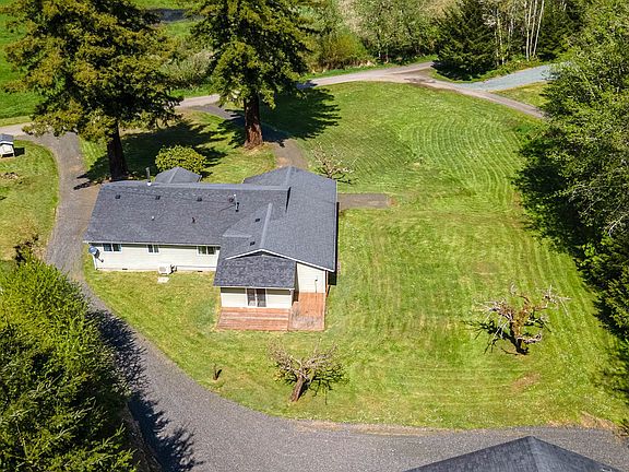 4th image of 233 Johanneson Creek Rd