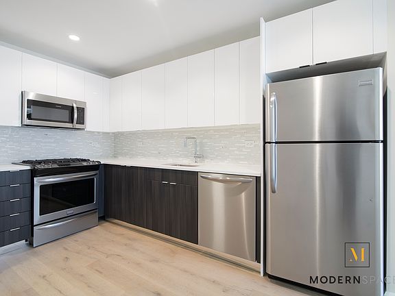 3rd image of 25-21 43rd Ave #305