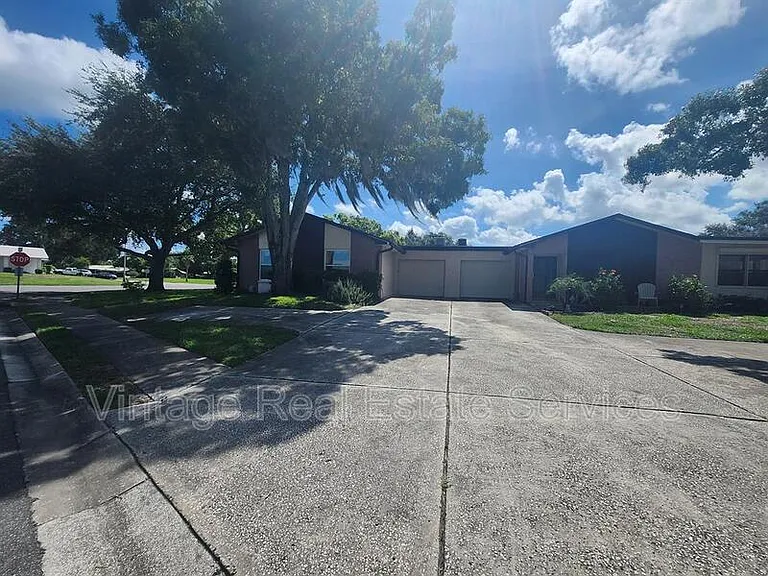 2842 Highlands Blvd #A — Photo 2