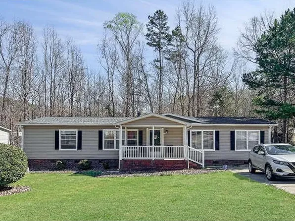 1362 Poplar Glen Dr, Kannapolis, NC 28083