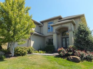 16201 Bluejacket St, Overland Park, KS 66062