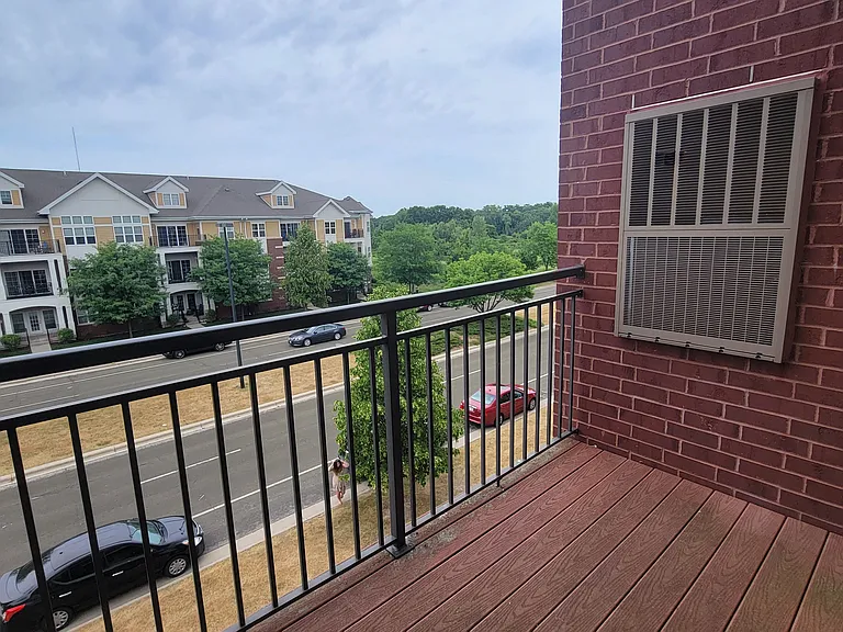 Van Buren Place — Photo 90
