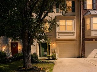 2504 Smoketree Ln, Crofton, MD 21114