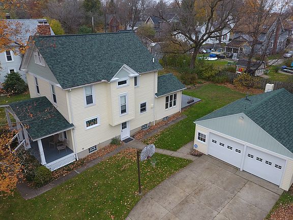 3rd image of 8189 Water St