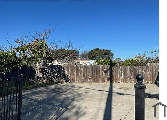 3319 Ohio Ave — Photo 20