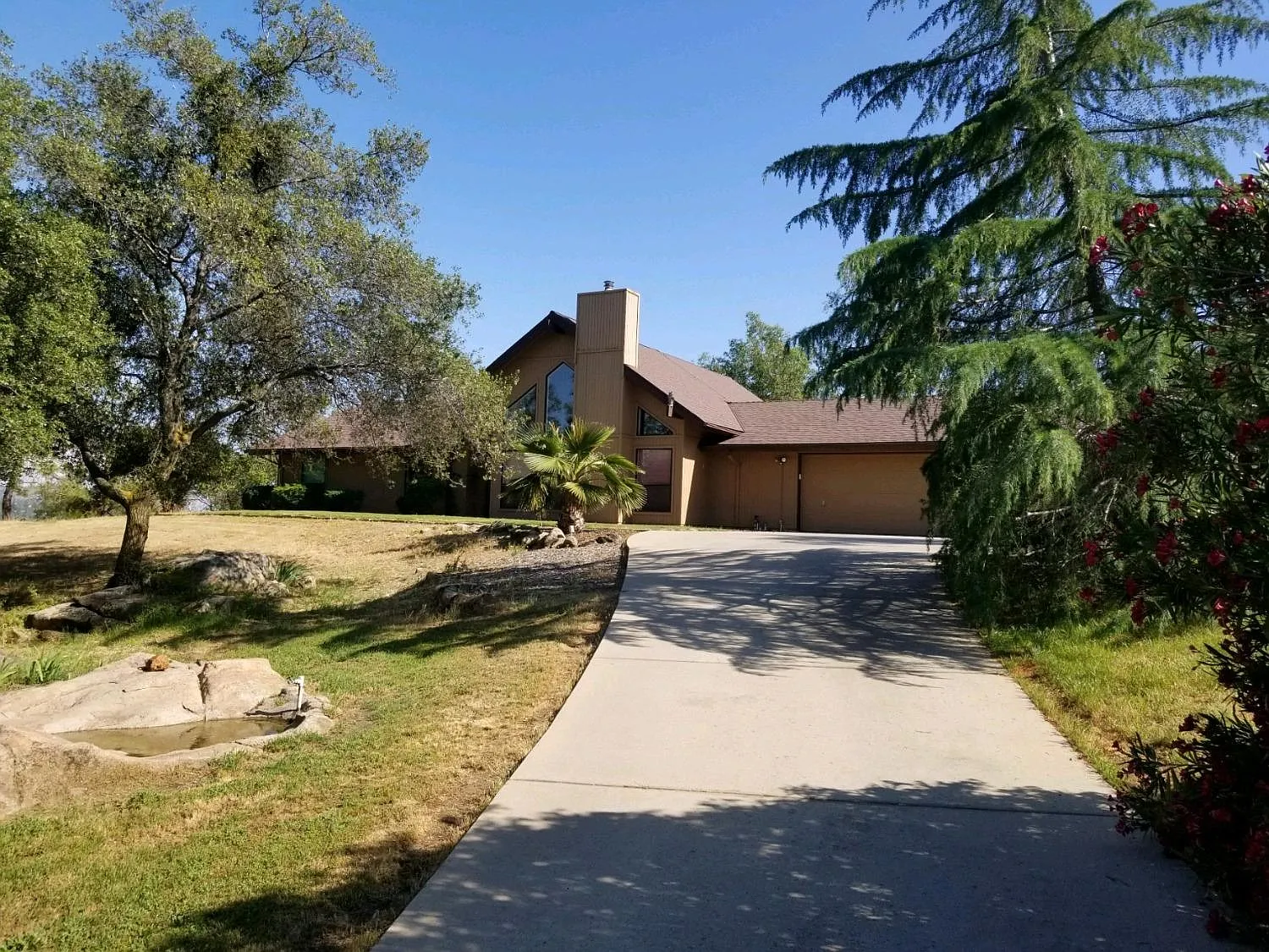 42018 Wild Horse Way photo 1