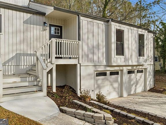 3rd image of 3447 Dry Creek Rd