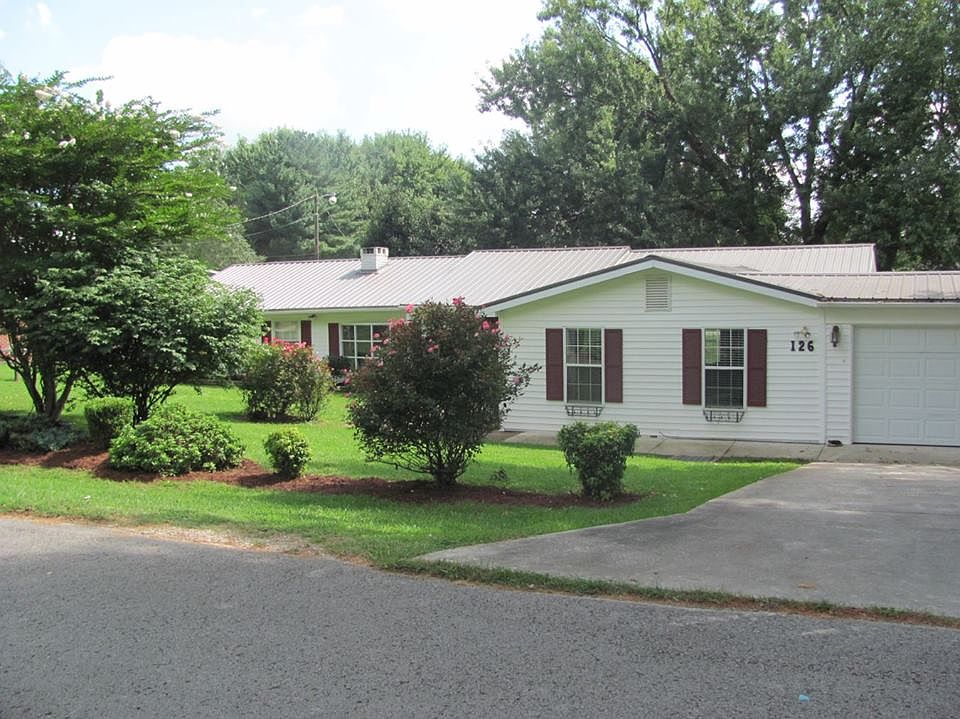 1st image of 126 Glenwood Cir