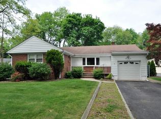 852 Madison Ave, Rahway, NJ 07065