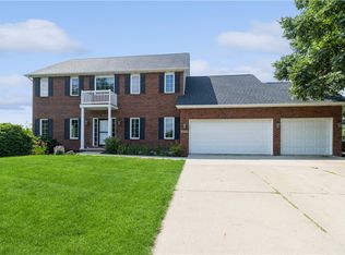 5636 Rittgers Ct, Johnston, IA 50131