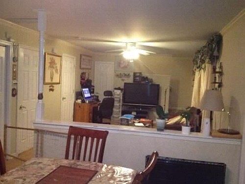 2nd image of 1019 Lotus Dr