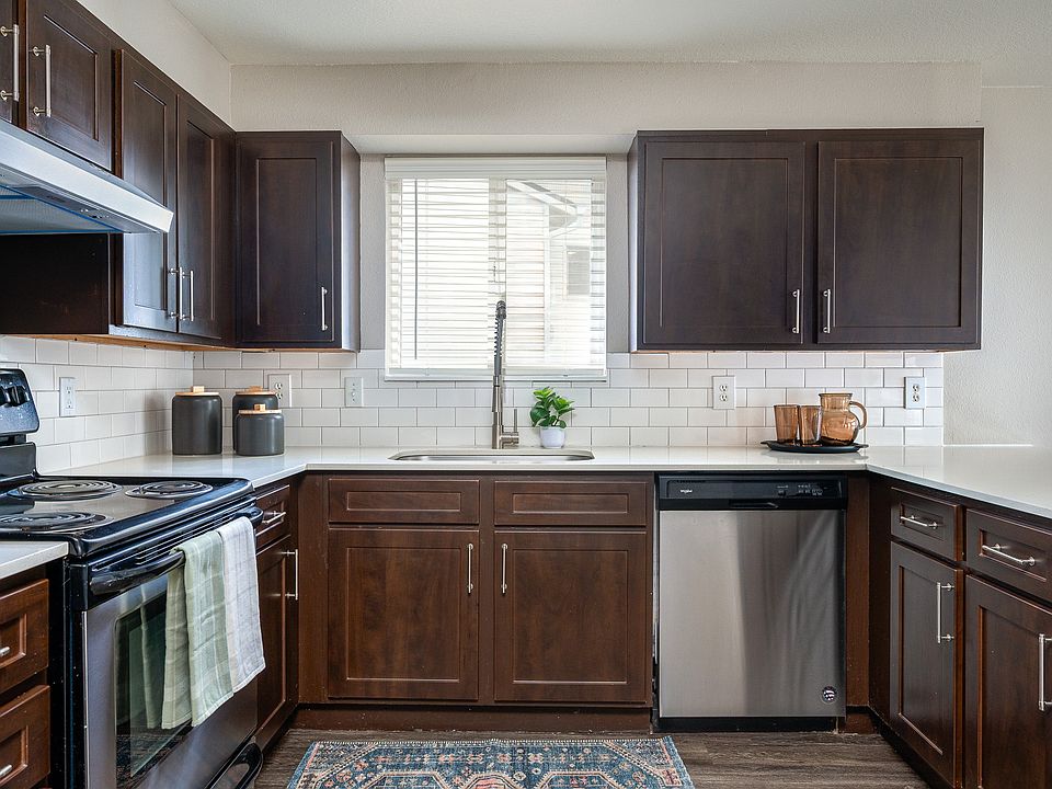 Twin Creeks | Kitchen