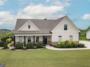 182 Perkins Ct, Winder, GA 30680