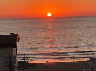 208 36th St, Manhattan Beach, CA 90266