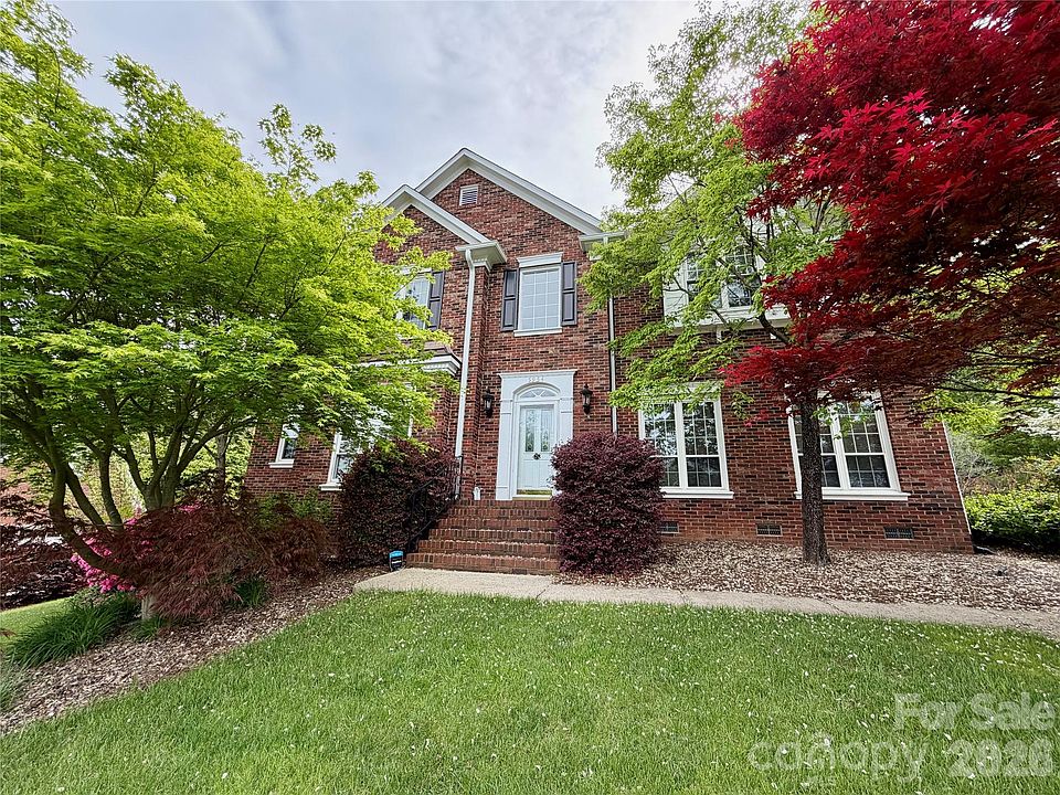 1st image of 5954 Rathlin Ct NW