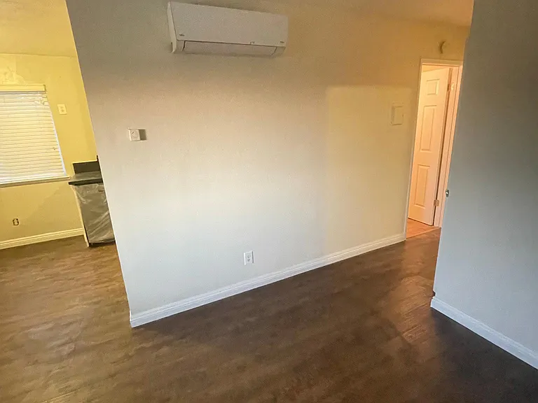 163 Pleasant Ave #4 — Photo 9