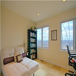 4th image of 1610 Boxwood Dr