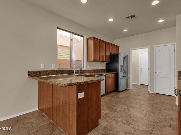 5th image of 1640 W LACEWOOD Place