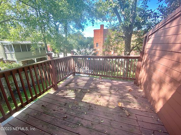 2nd image of 2729 Herschel St