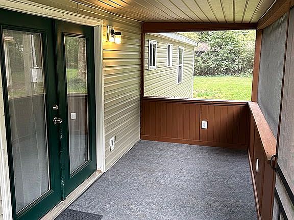 4th image of 36 Fisher Way