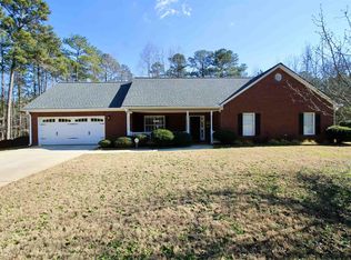 116 Old Stonewall Dr, Locust Grove, GA 30248