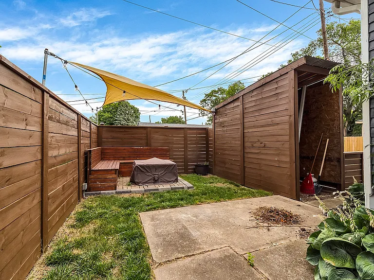 330 Bernard Ave — Photo 15