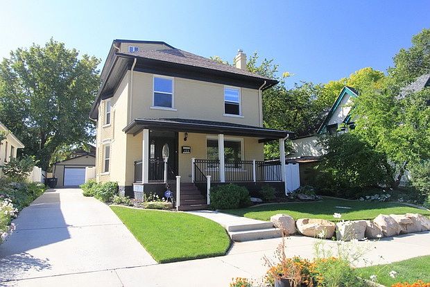 1st image of 960 E Logan Ave