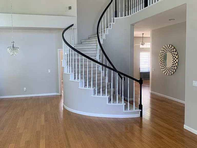 11672 Boulton Ave — Photo 5