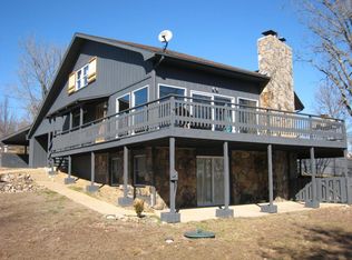32 Midview Dr, Kimberling City, MO 65686