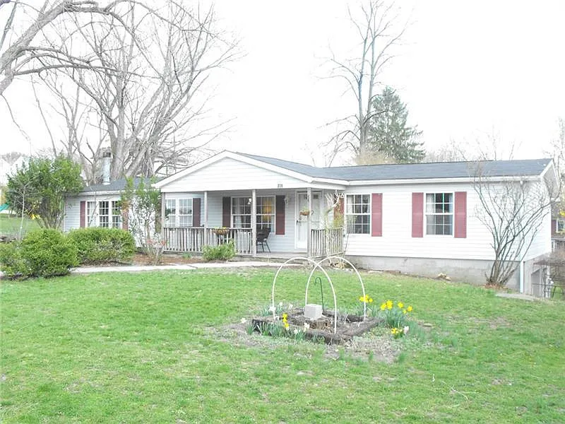 251 Aurora St photo 1