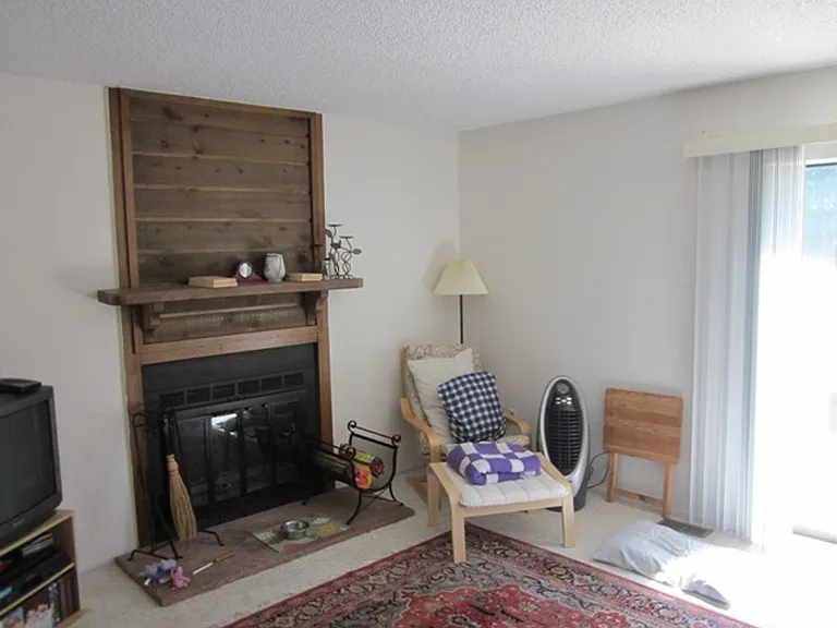 1300 Vesta Cir — Photo 5