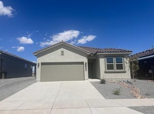 1528 Alto Colores St, Los Lunas, NM 87031