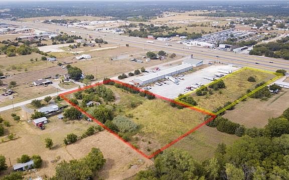 5th image of 3812 S Burleson Blvd