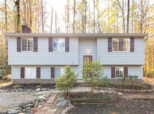 13311 Farm Crest Ct, Midlothian, VA 23112