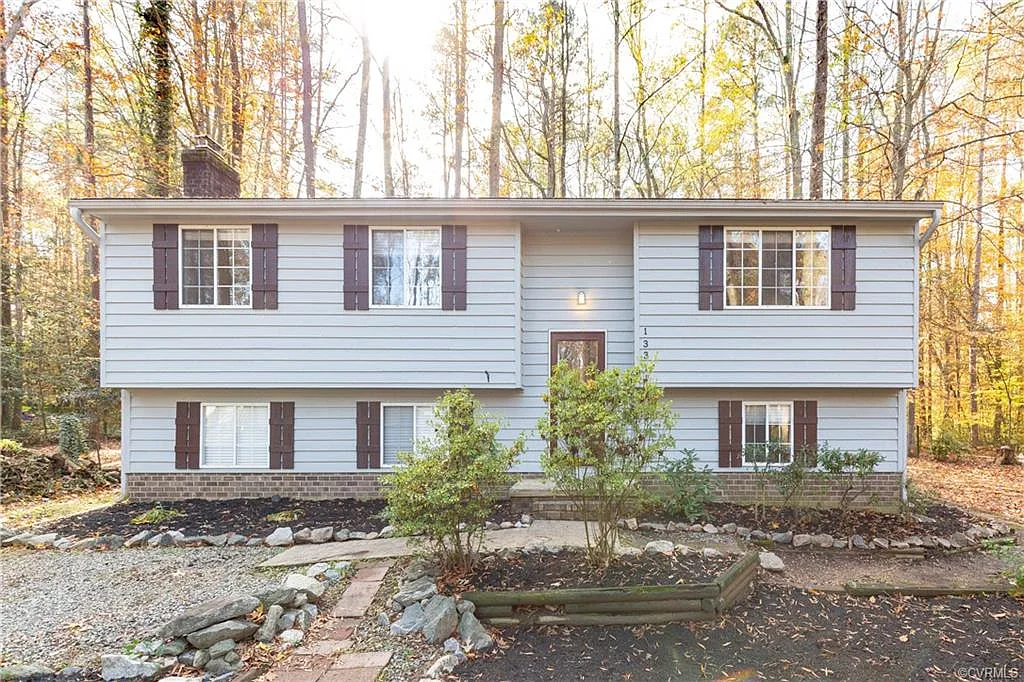 13311 Farm Crest Ct photo 1