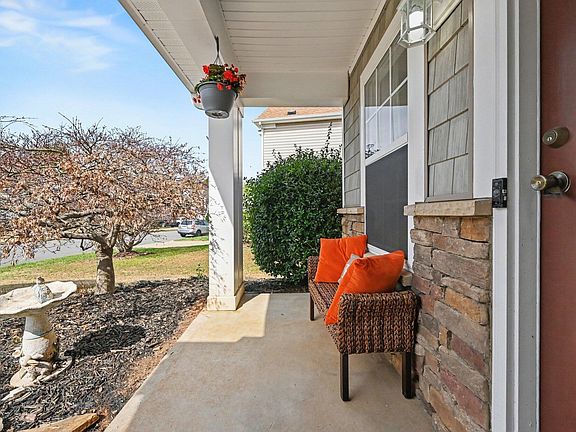 3rd image of 116 Ryder Cup Cir