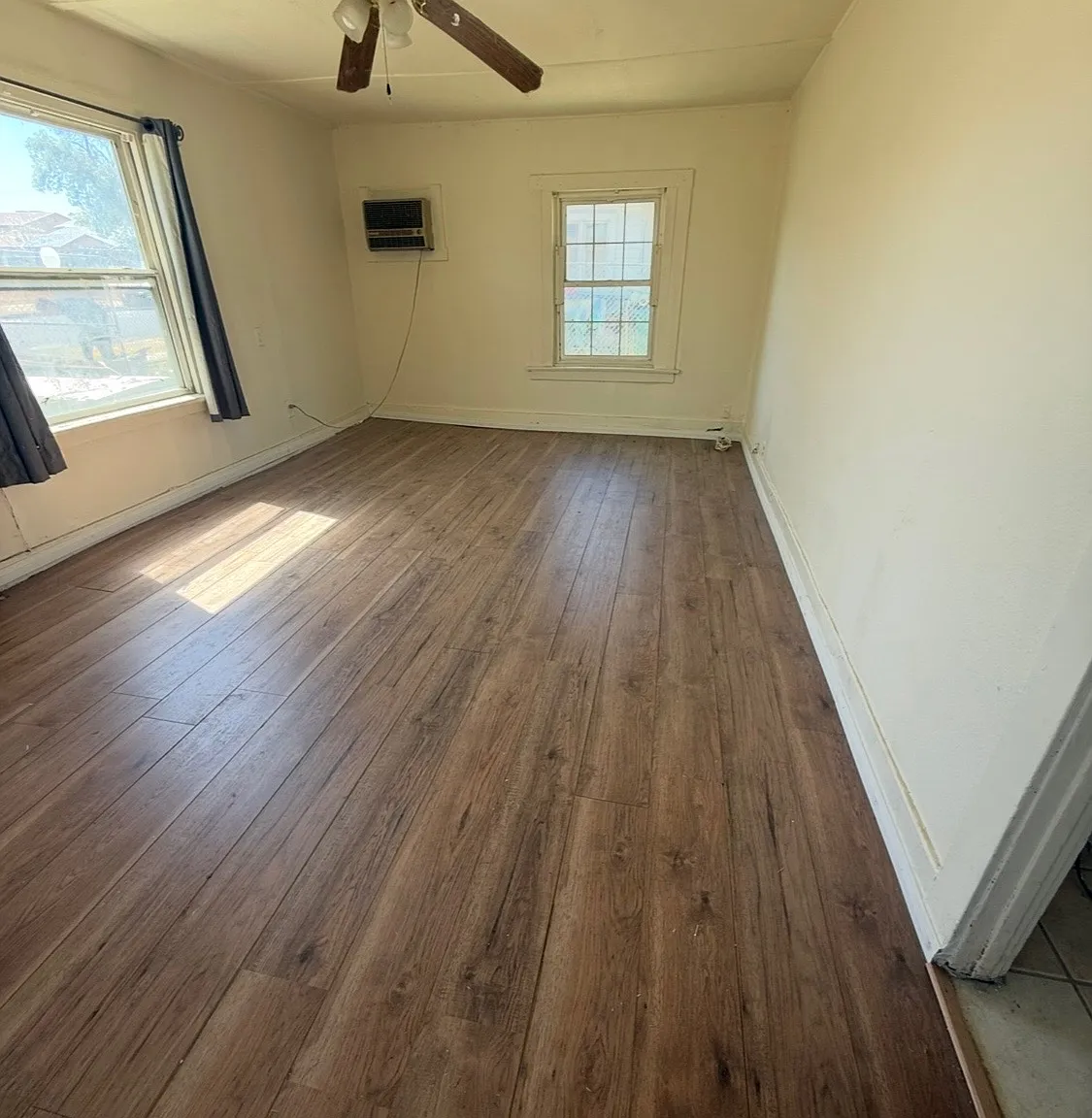 3 bed, 1000 sqft, $2,995 — Photo 3
