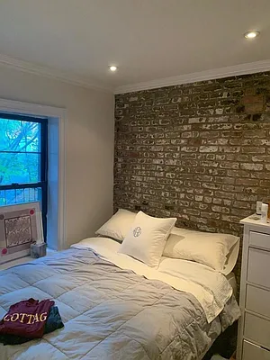 Rented by Voro New York | media 20