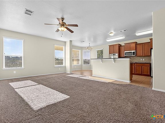 5th image of 2503 Black Orchid Dr