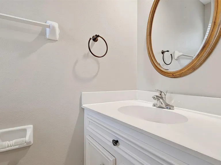 18111 Shireoak Dr — Photo 28