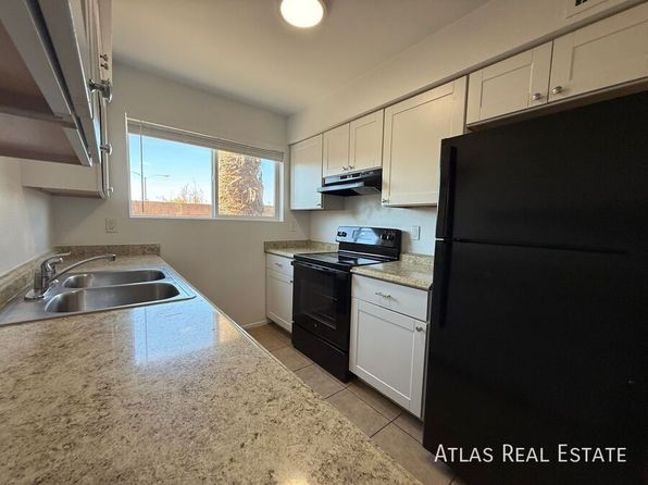 1045 E University Dr APT 101