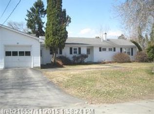 21 Mount Desert Dr, Bangor, ME 04401