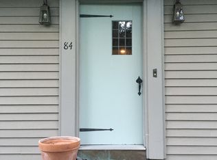 84 Richardson St, Uxbridge, MA 01569
