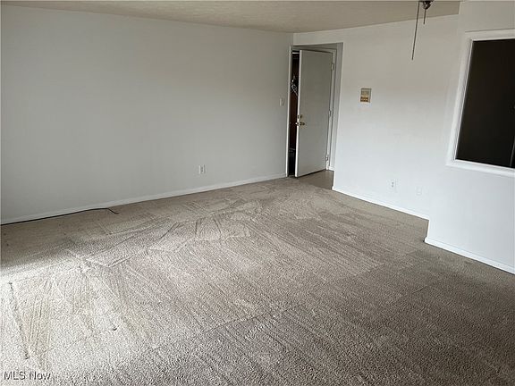2nd image of 9650 Cove Dr #6F