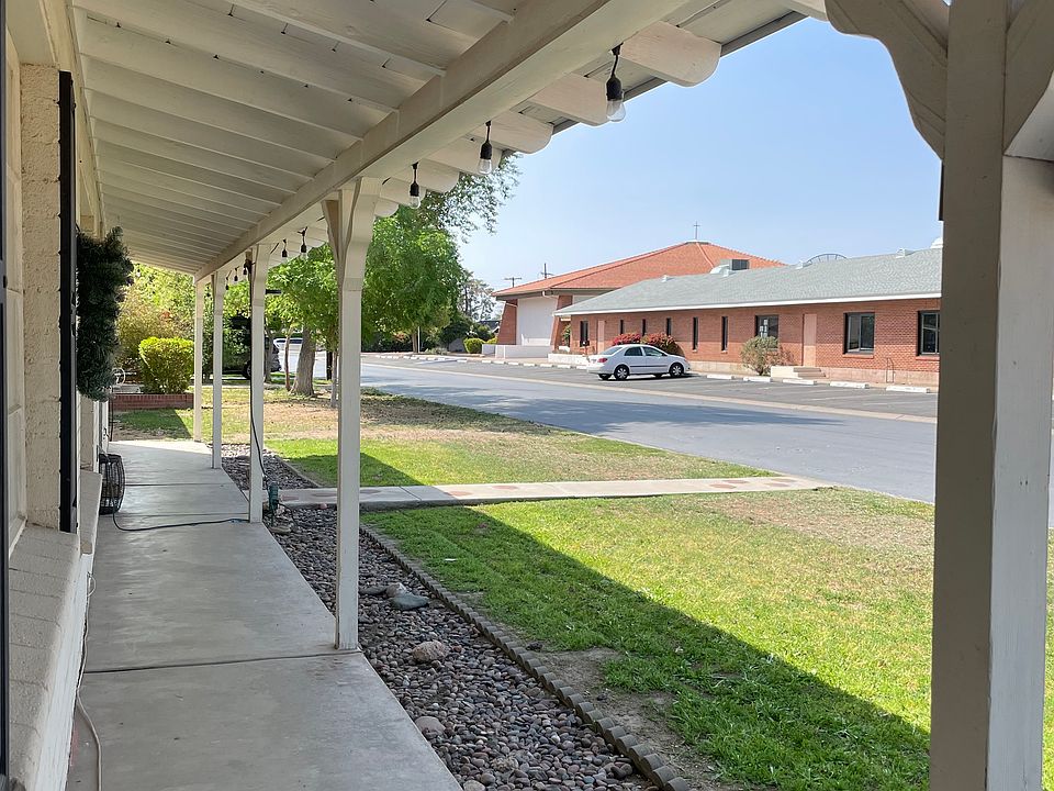 1st image of 4023 E Heatherbrae Dr