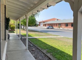 4023 E Heatherbrae Dr, Phoenix, AZ 85018