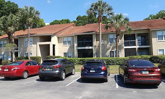 3rd image of 4002 Crockers Lake Blvd #24