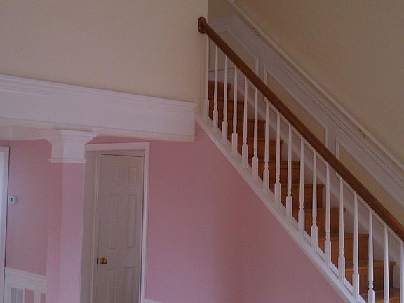 4th image of 813 Catoctin Cir NE