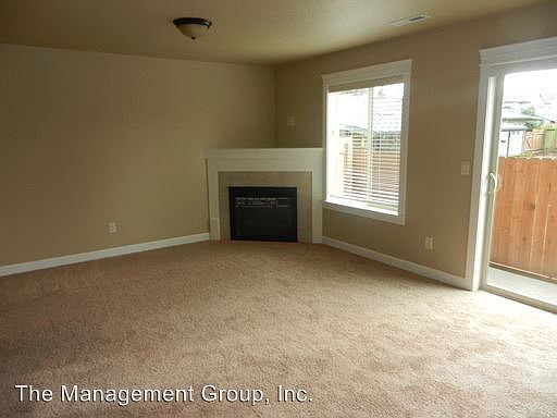 4th image of 9705 NE 76th Way