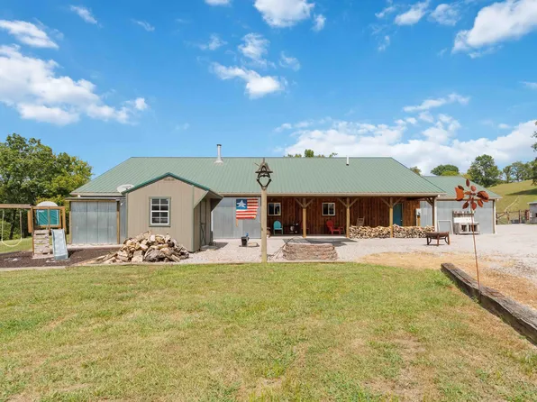 714 Elliott Rd, Harrodsburg, KY 40330